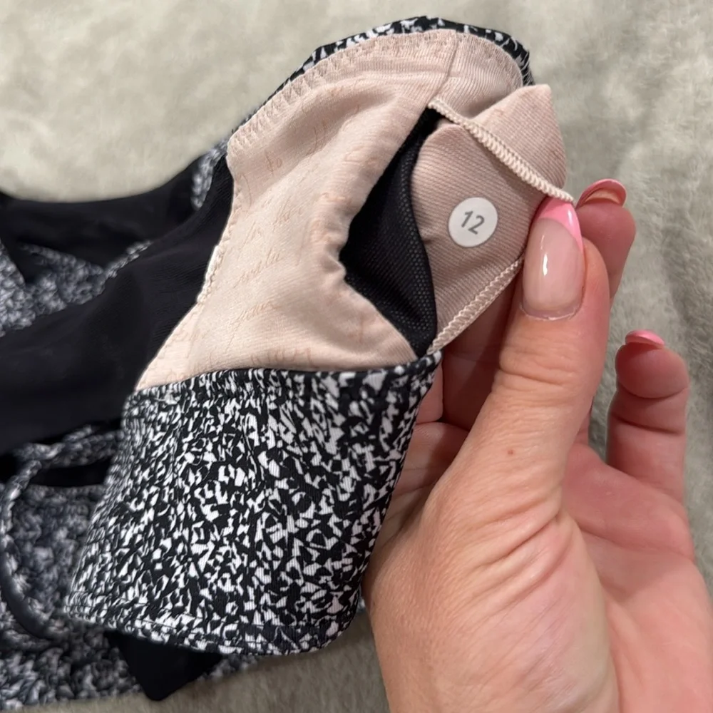 Lululemon Sports Bra
